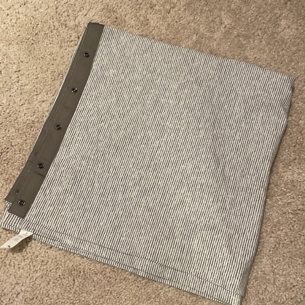 Lululemon custom snap scarf